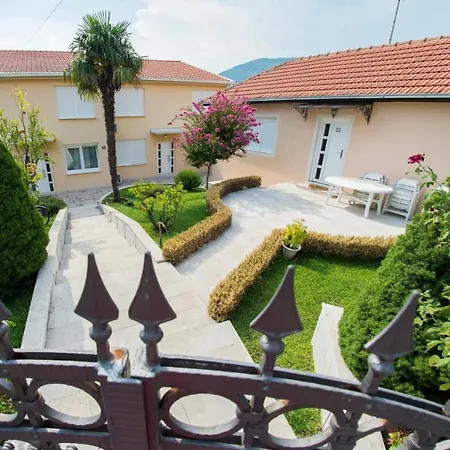 Guest house Agava 3*